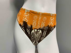 TOTEM POLE HI WAIST FULL BOTTOM SIZE LARGE