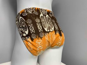 TOTEM POLE HI WAIST FULL BOTTOM SIZE LARGE